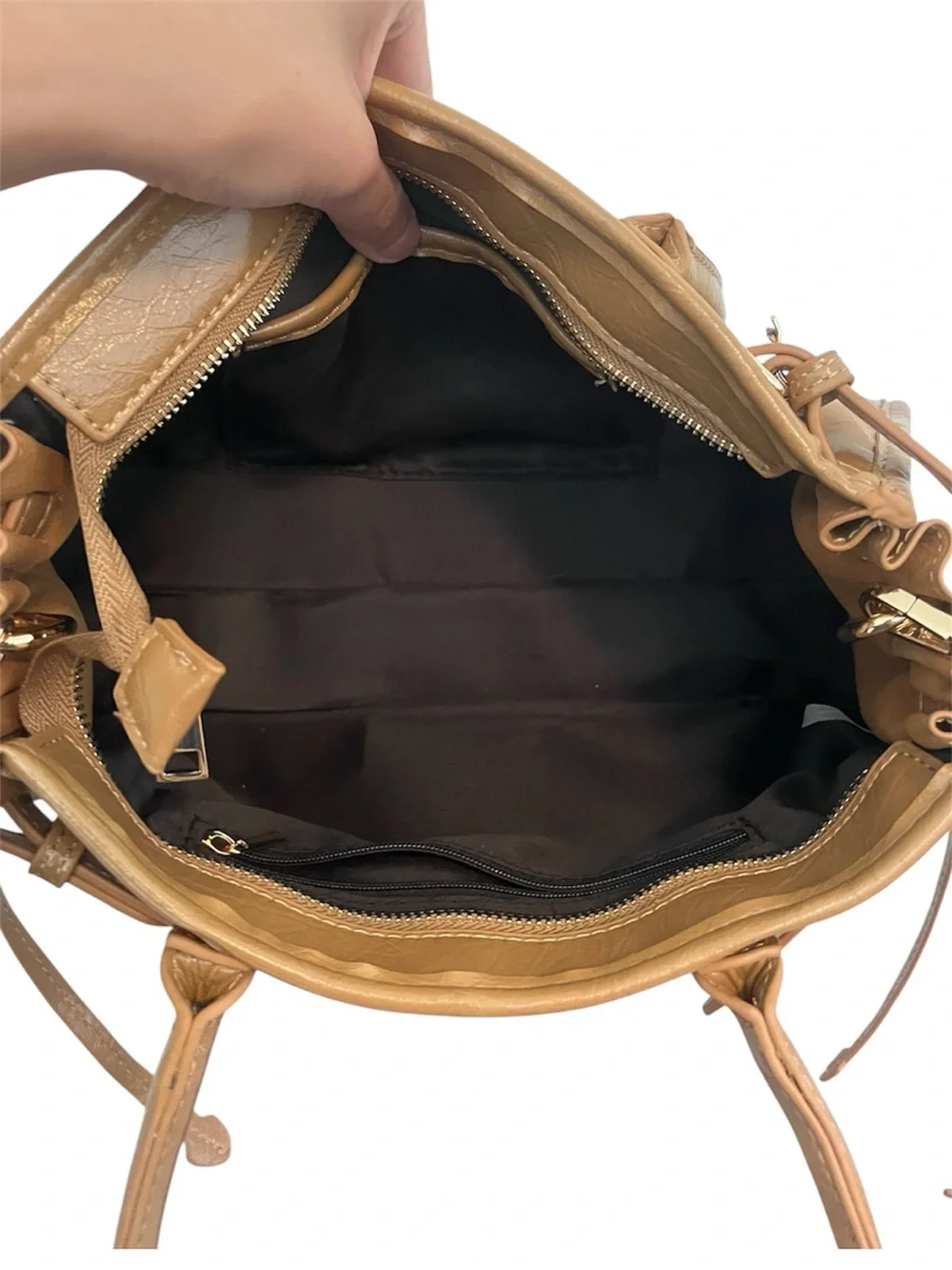 The Unbranded Brand cute tan